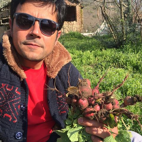 ایفای نقش رحیم نوروزی در ایل دا