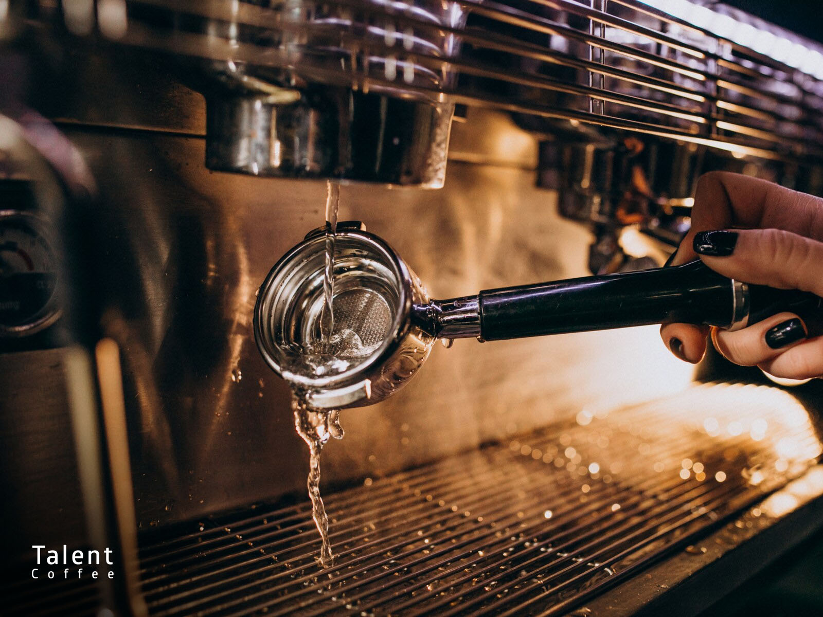 اشتباهات رایج در دم آوری قهوه در خانه