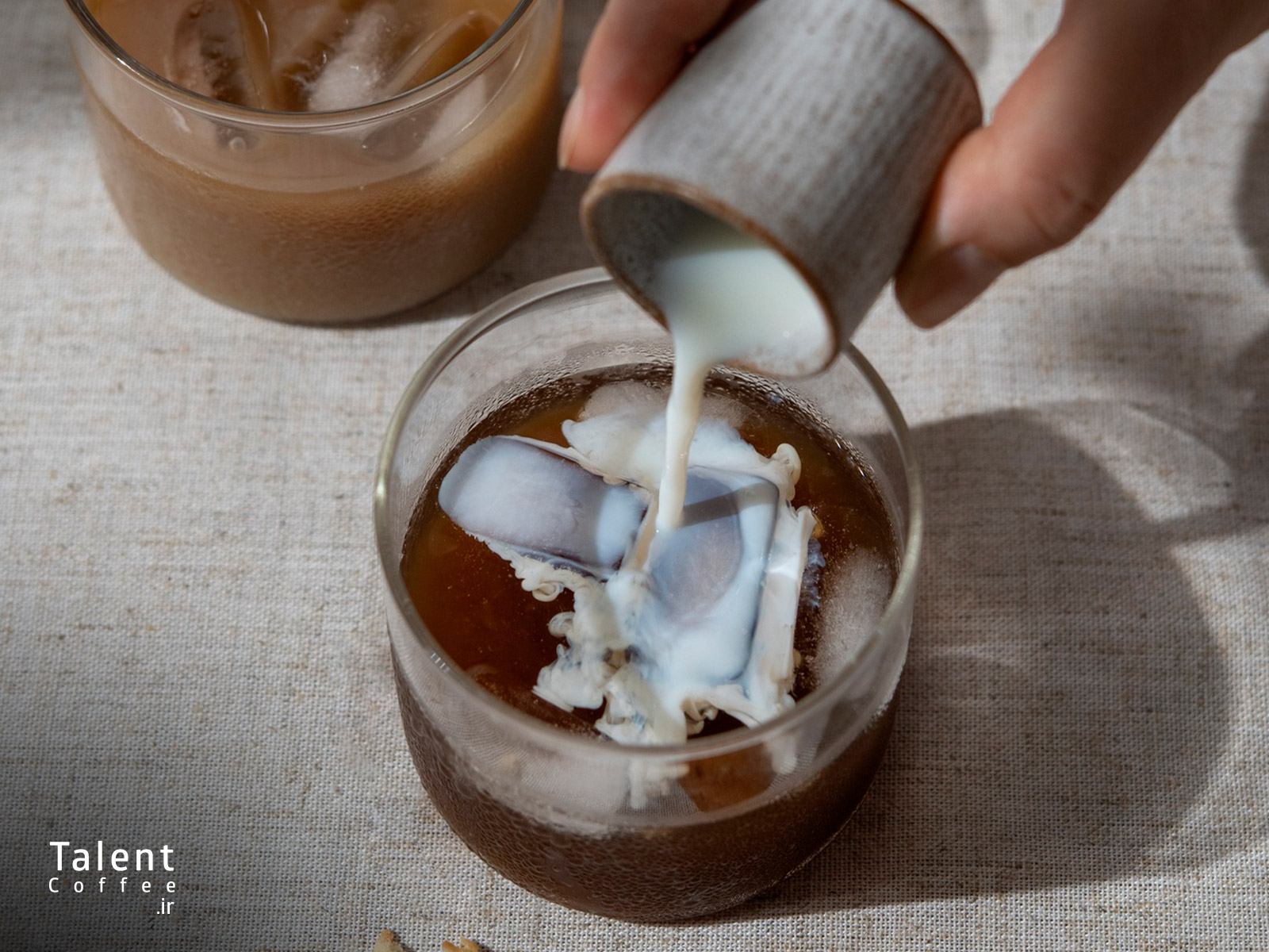 طرز تهیه آیس کارامل ماکیاتو