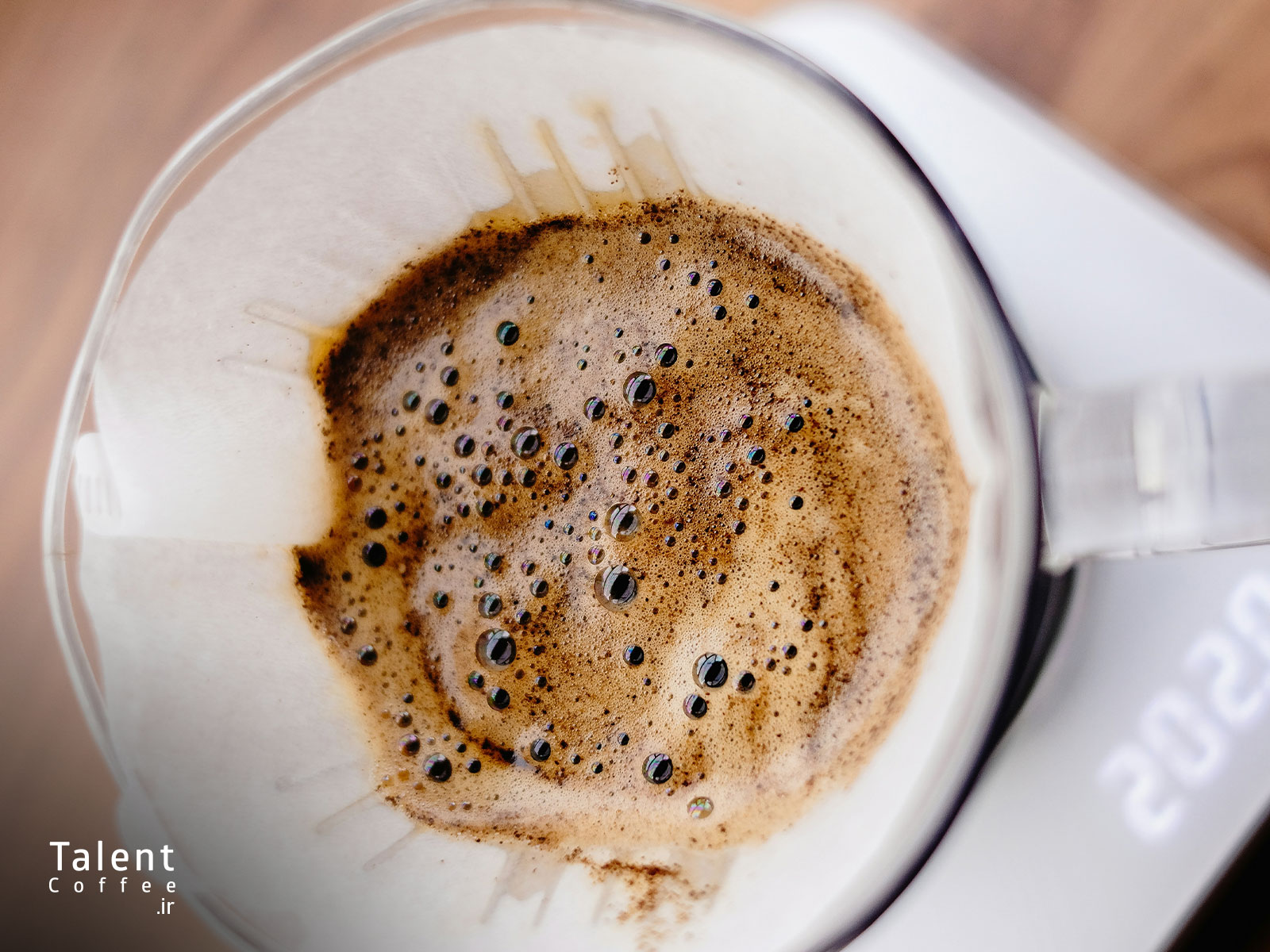 نحوه ریختن آب برای دم آوری قهوه