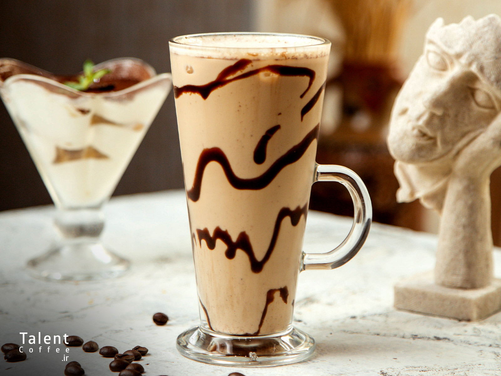 طرز تهیه آیس کارامل ماکیاتو