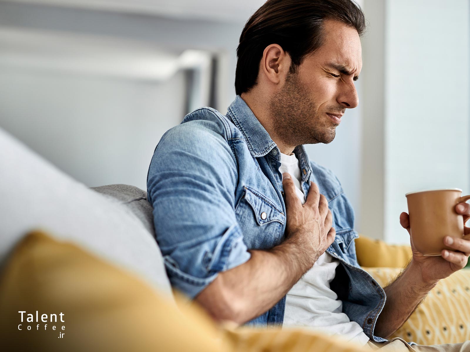 فواید و مضرات قهوه بدون کافئین یا دیکف