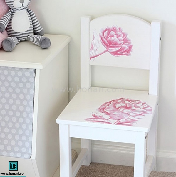 دکوپاژ روی صندلی