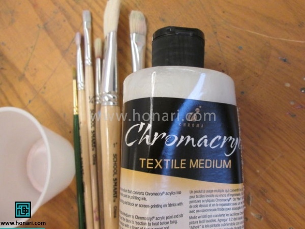 آموزش نقاشی روی پارچه چتر