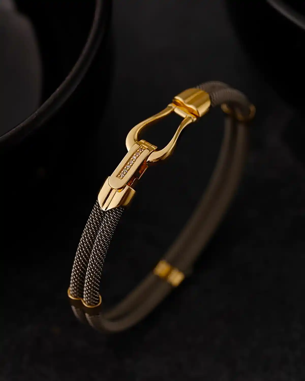 دستبند شیک و خاص مردانه