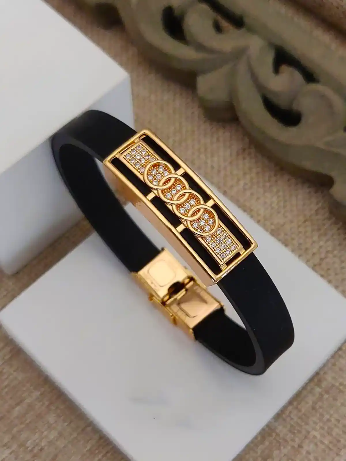 دستبند شیک و خاص مردانه