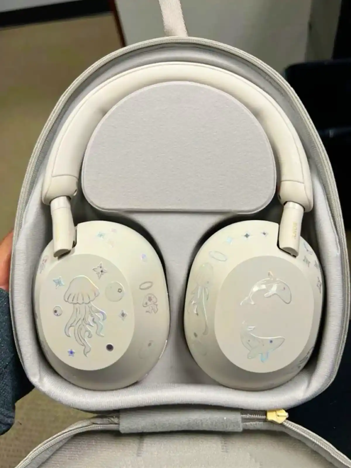 هدفون با کیفیت و زیبا