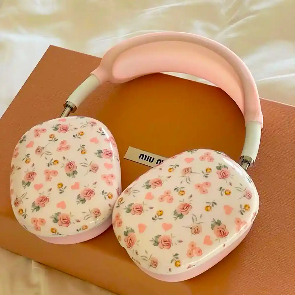 هدفون با کیفیت و زیبا