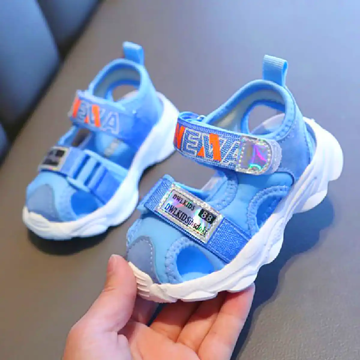 کفش تابستانی بچه گانه 