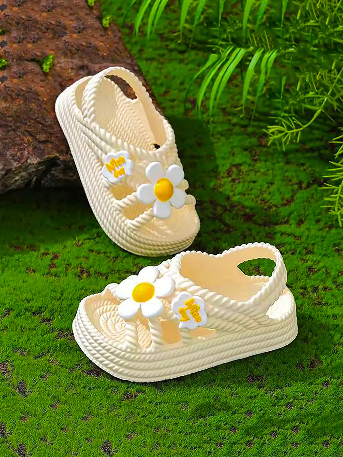 کفش تابستانی بچه گانه 