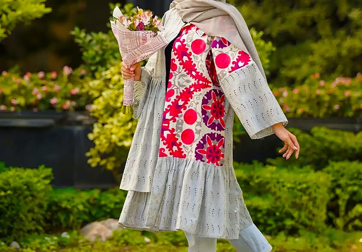 مانتو بلند چین دار زیبا