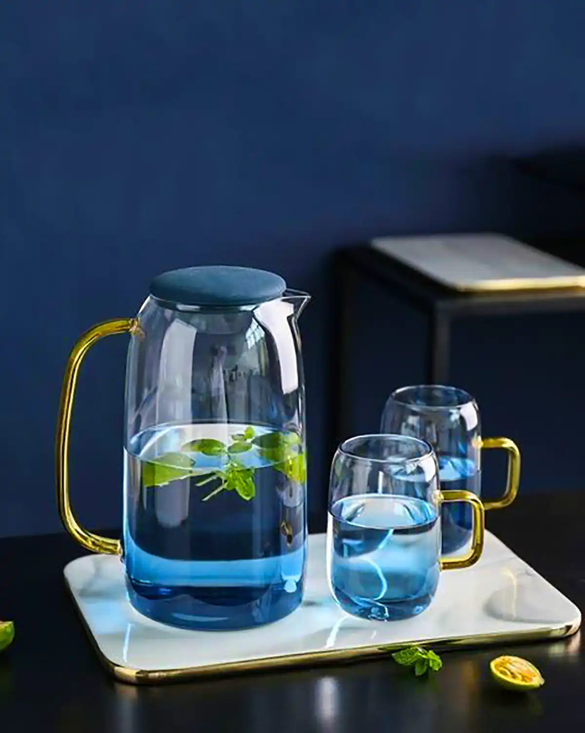 پارچ شیشه ای شیک و زیبا