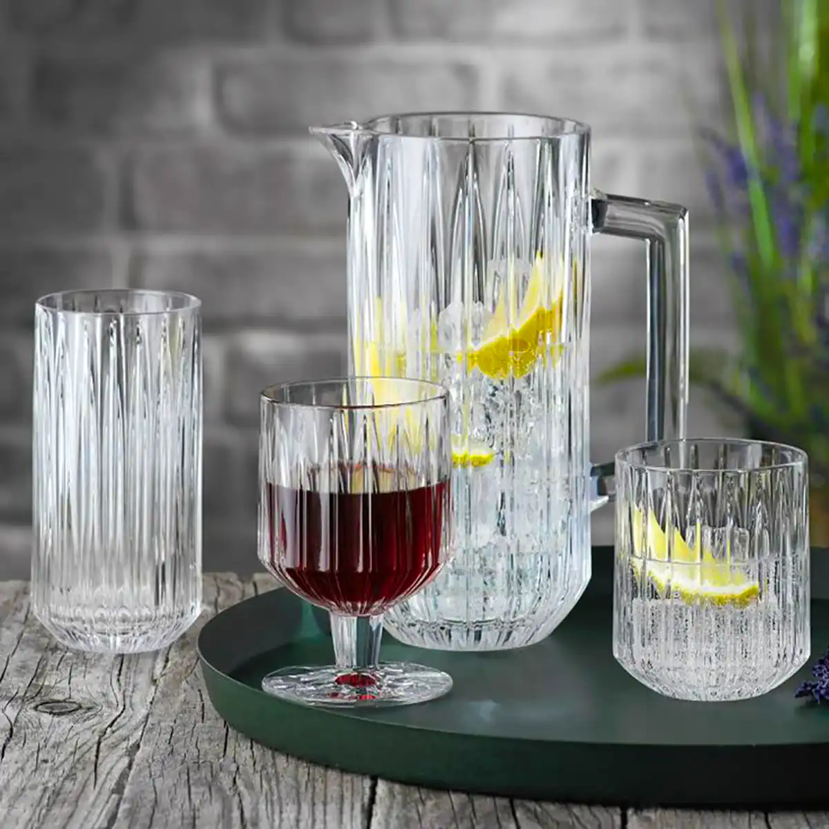 پارچ شیشه ای شیک و زیبا