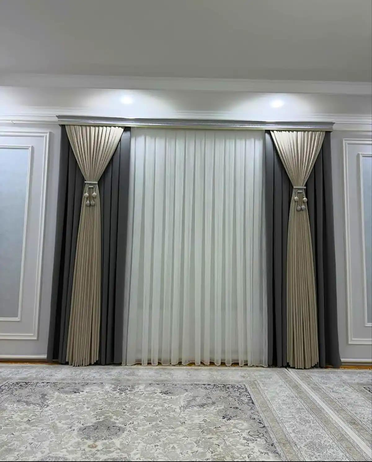 پرده شیک و سلطنتی 