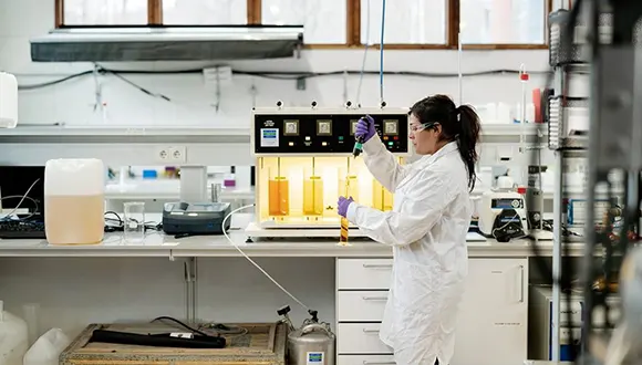 تکنولوژی آزمایشگاهی شگفت انگیز: آینده‌ای روشن برای تحقیقات علمی