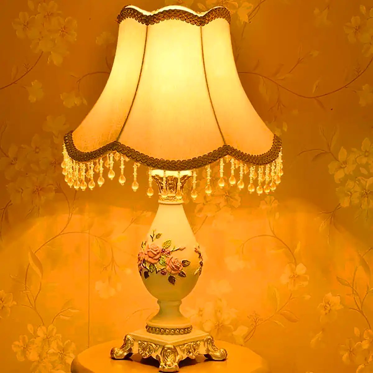 آباژور رو میزی مدرن