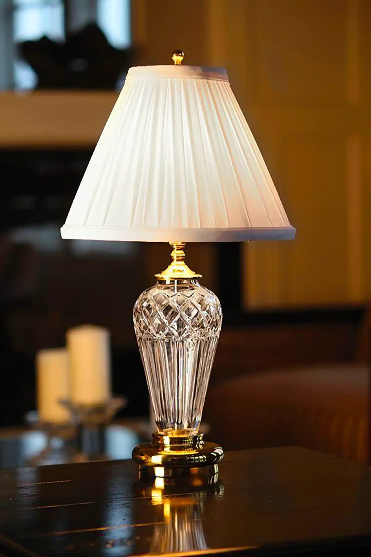 آباژور رو میزی مدرن