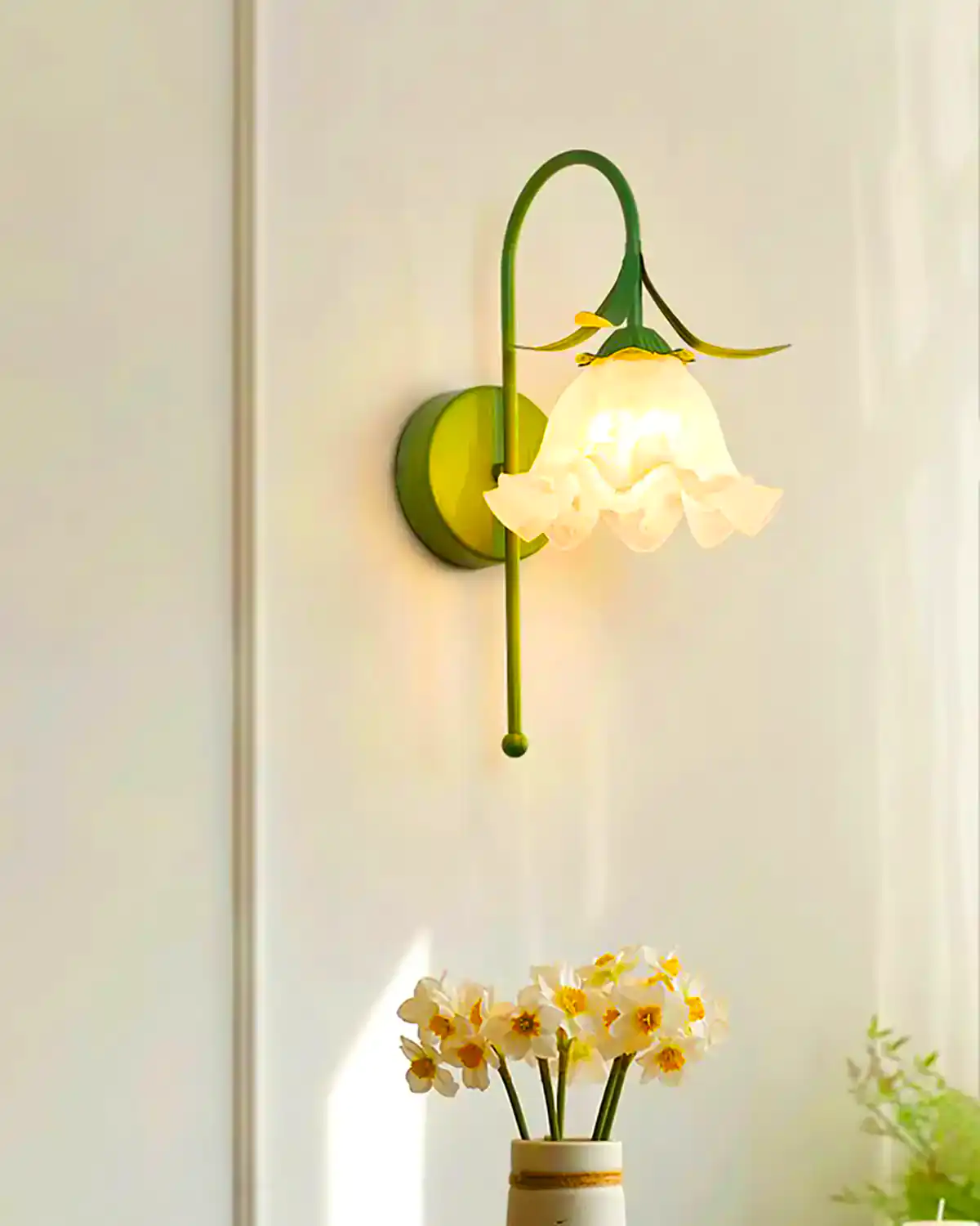 آباژور دیواری فانتزی