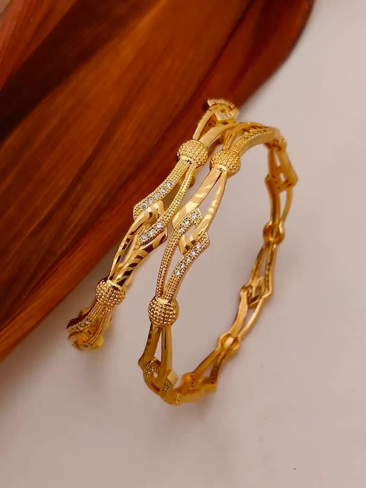 النگو رنگ ثابت طلائی