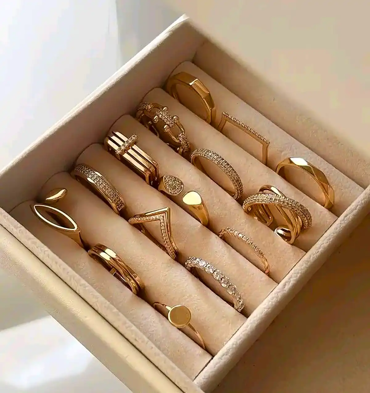 انگشتر مینیمال کیوت دخترانه