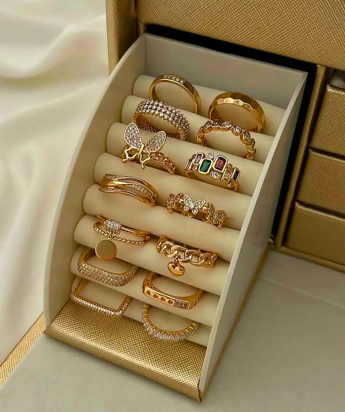 انگشتر مینیمال کیوت دخترانه