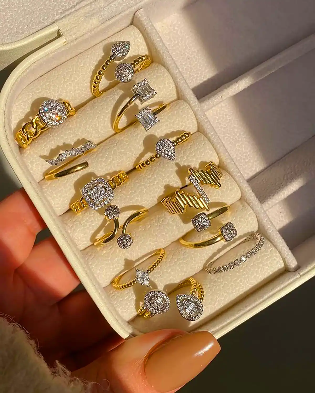 انگشتر مینیمال کیوت دخترانه