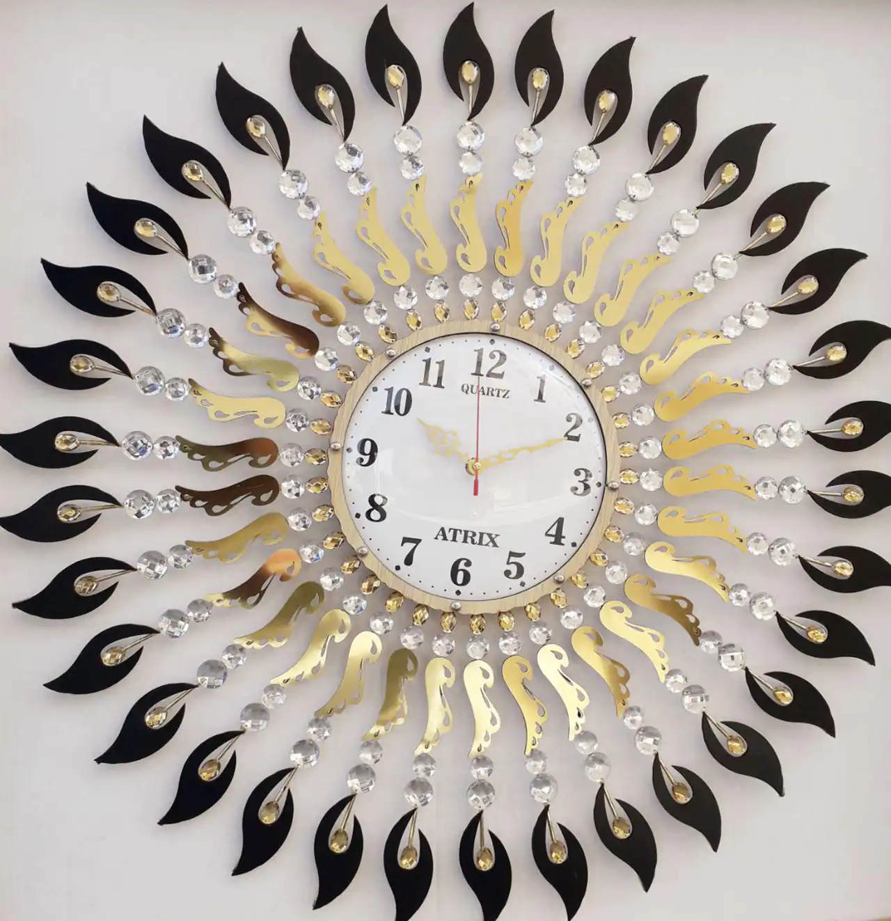 بهترین مدل ساعت دیواری + زیباترین مدل های ساعت دیواری شیک و لاکچری امروزی