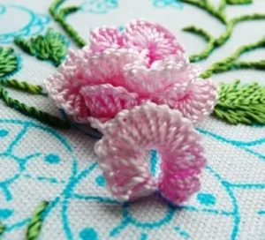 طرح گلدوزی برجسته