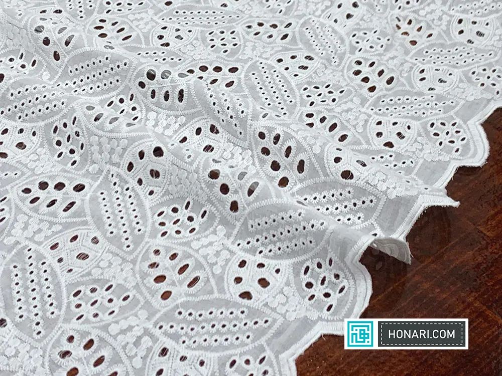 برودری دوزی روی لباس