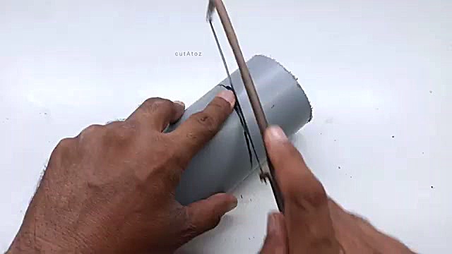 آموزش ساخت یک چراغ دیواری مدرن با استفاده از لوله پلیکا