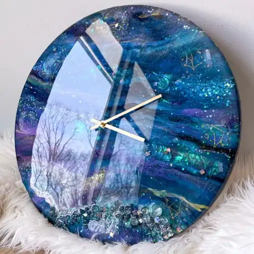 طرح ساعت با رزین رنگی