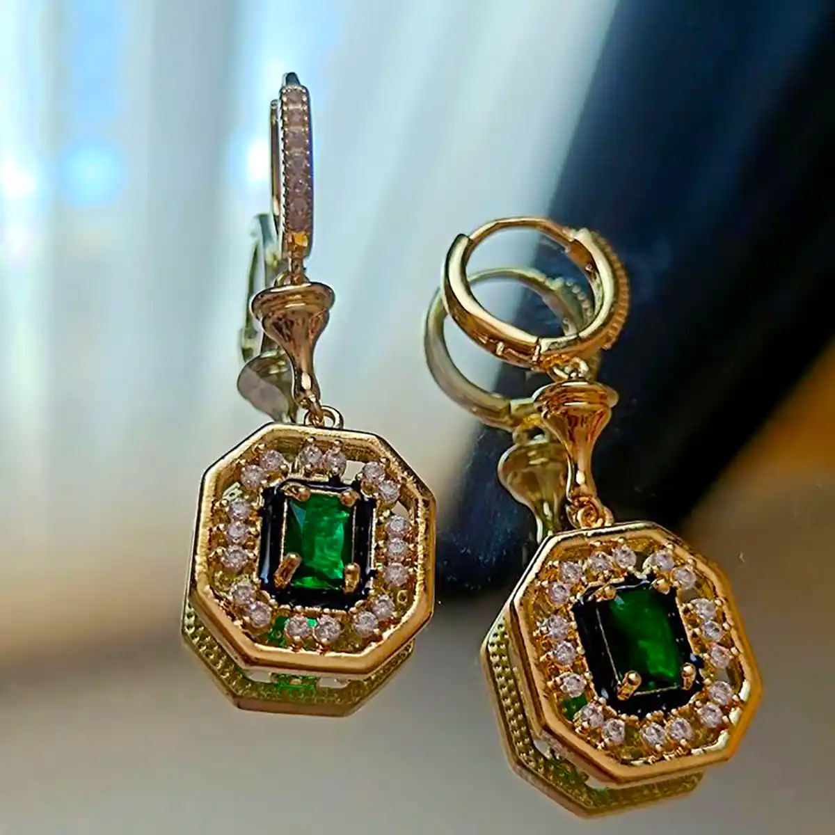 گوشواره ترند زمرد