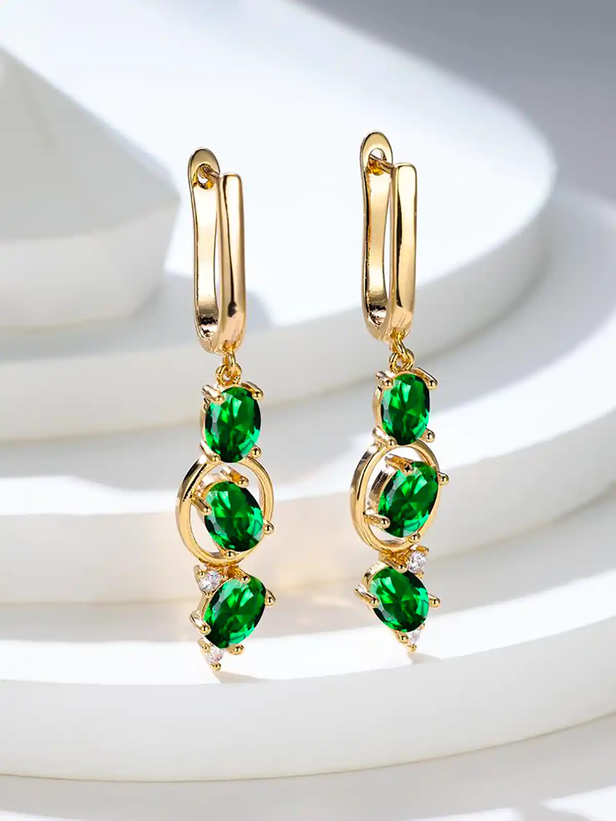 گوشواره ترند زمرد