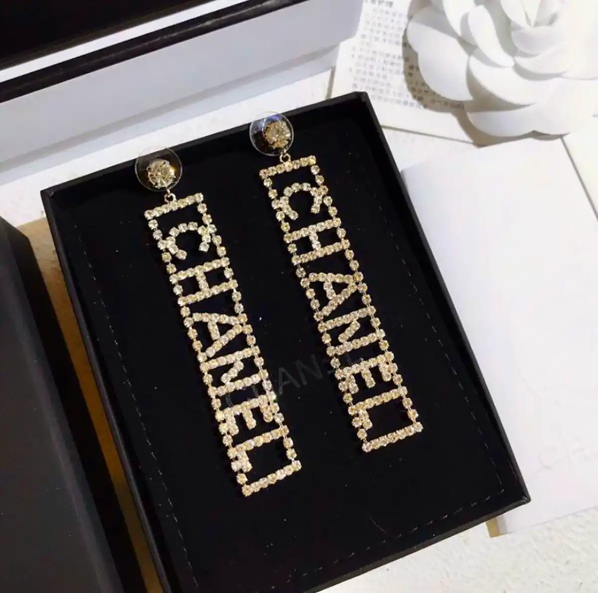 گوشواره آویز زیبا طلا