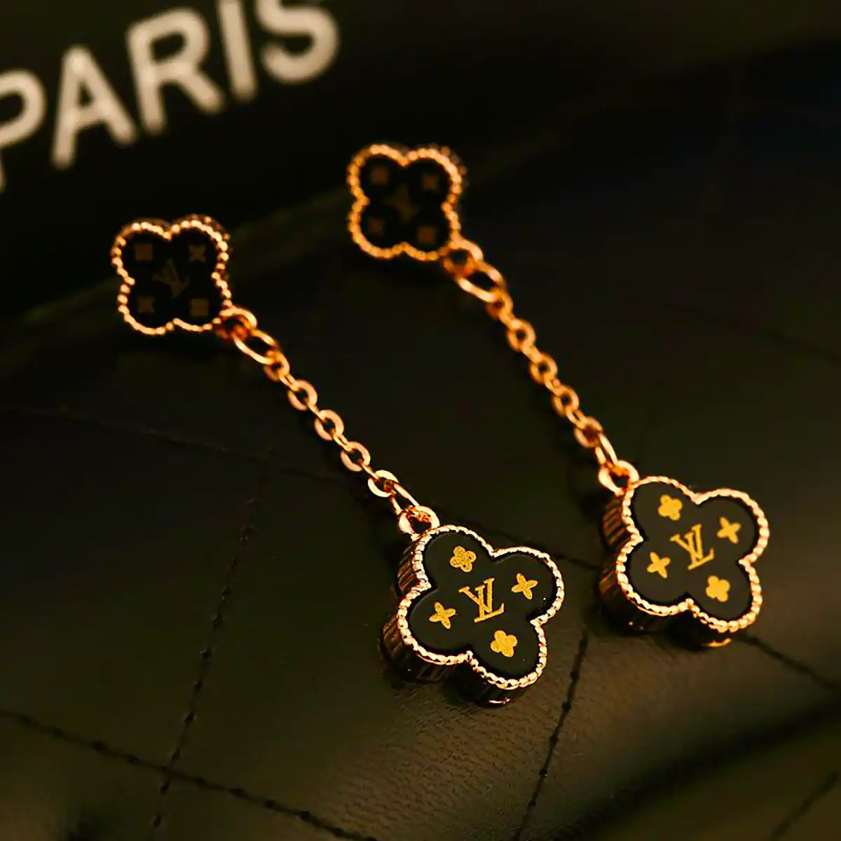 گوشواره آویز زیبا طلا