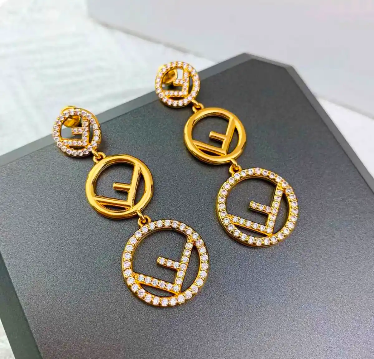 گوشواره آویز زیبا طلا