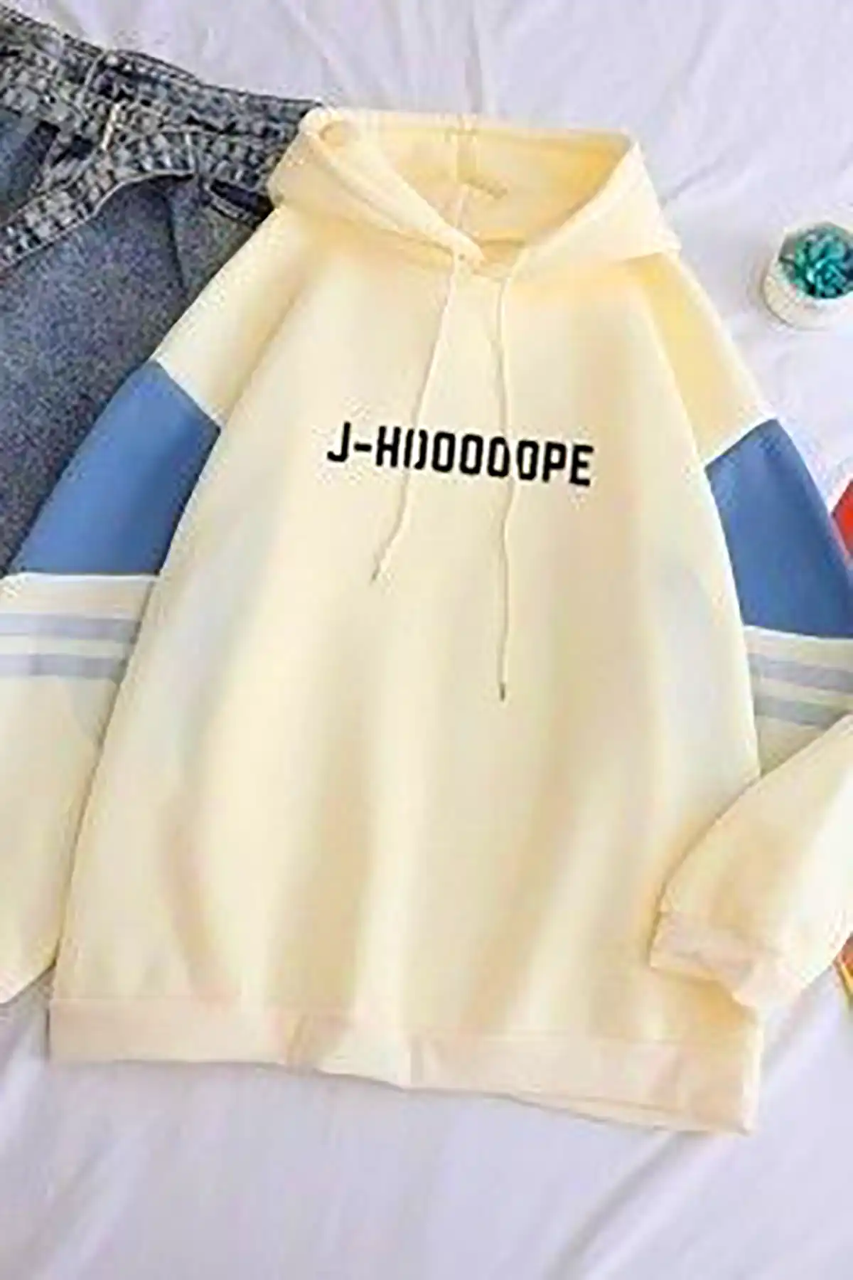 هودی طرحدار شیک و اسپرت