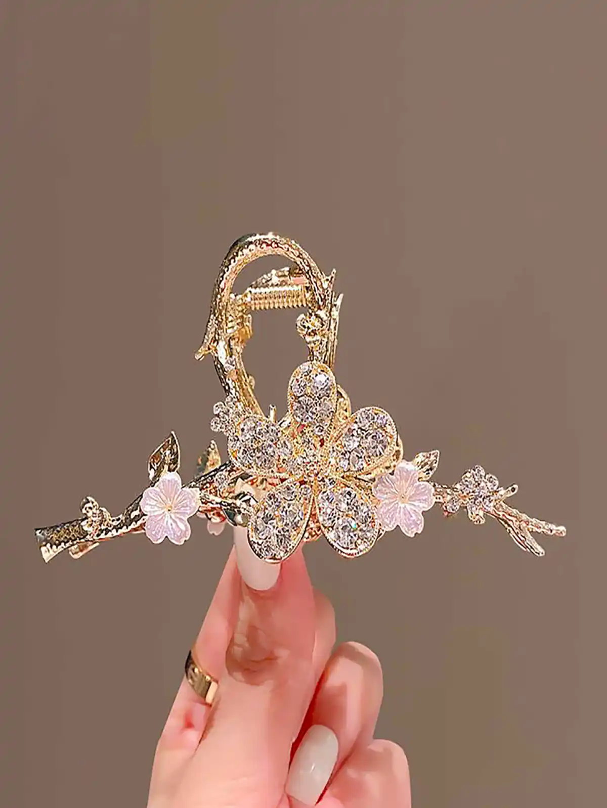 کلیپس فانتزی زیبا دخترانه