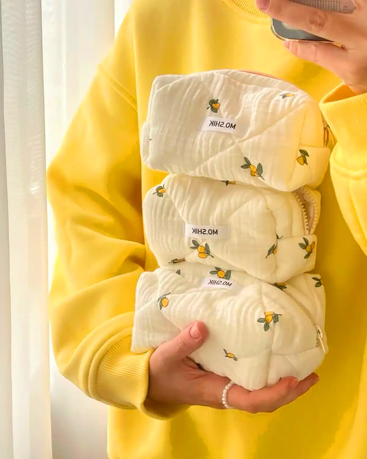 کیف لوازم آرایش پارچه ای