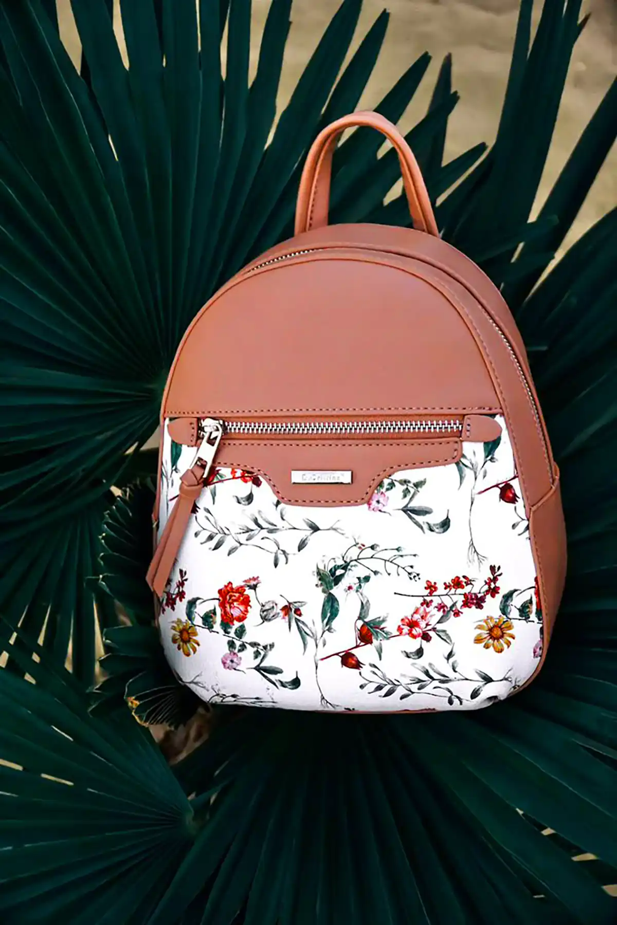 کوله پشتی مینیمال جدید