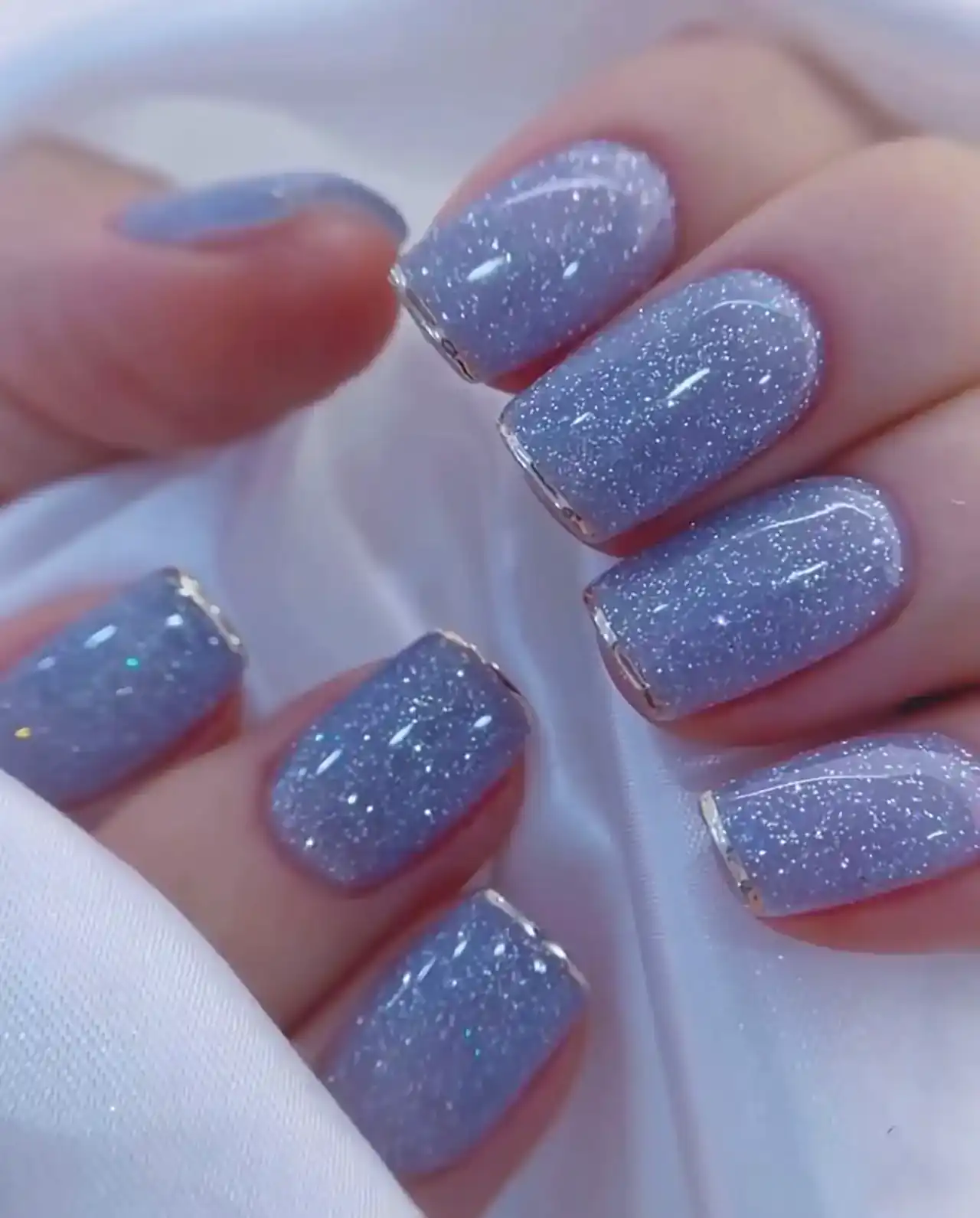 مدل ناخن اکلیلی + زیباترین مدل های ناخن اکلیلی بسیار شیک و لاکچری و ترند امسال