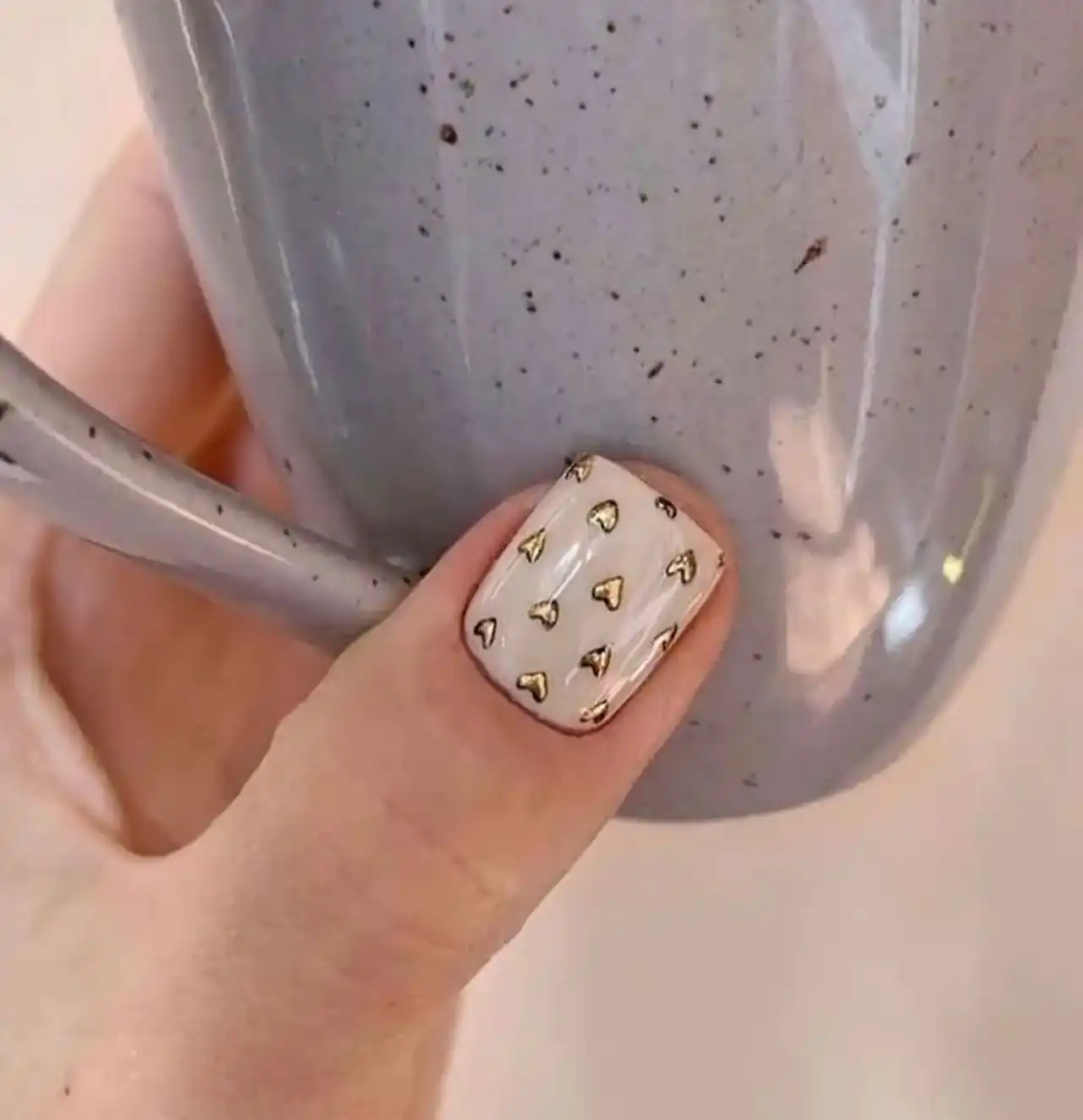 مدل ناخن اکلیلی + زیباترین مدل های ناخن اکلیلی بسیار شیک و لاکچری و ترند امسال