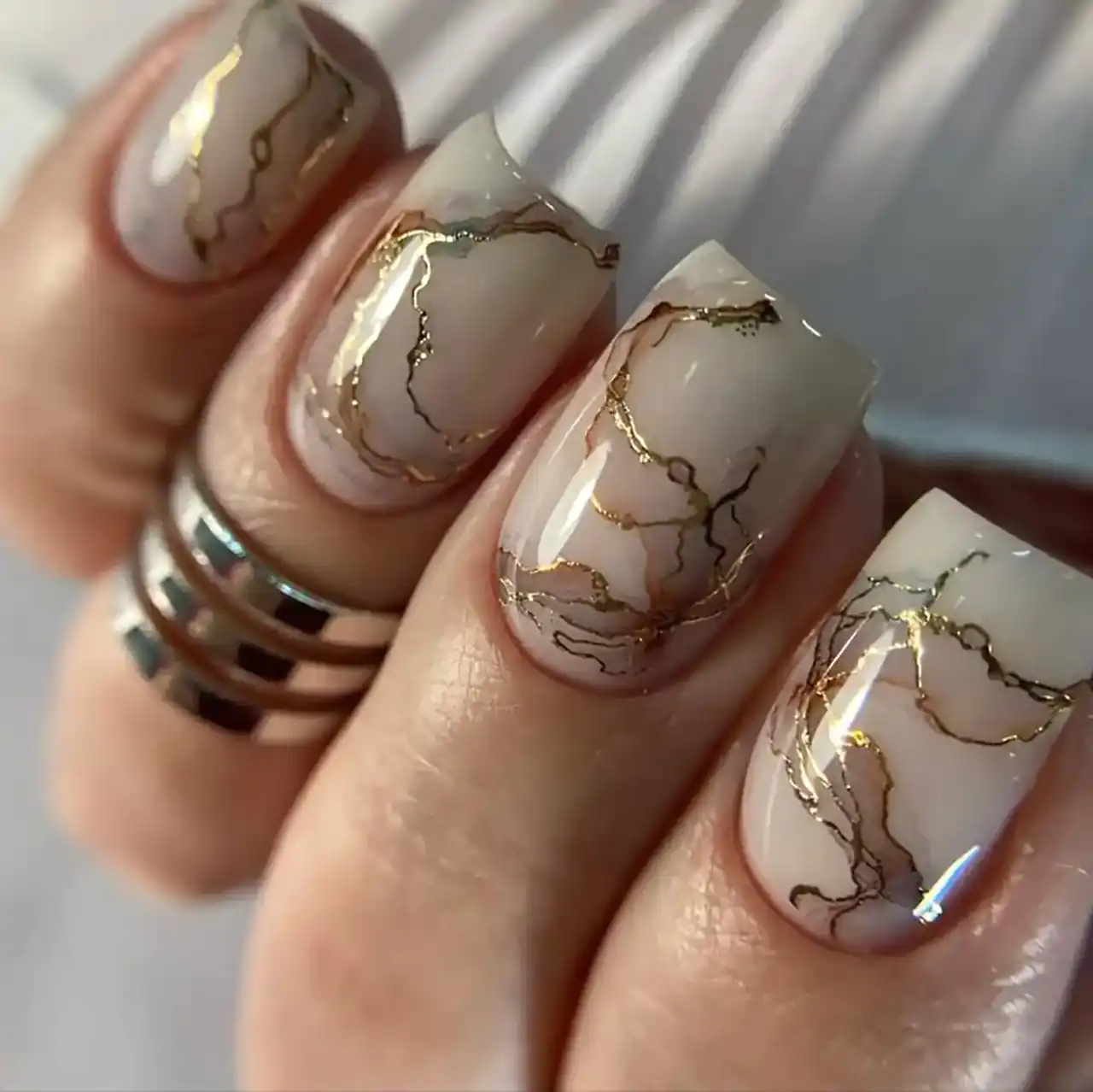 مدل ناخن اکلیلی + زیباترین مدل های ناخن اکلیلی بسیار شیک و لاکچری و ترند امسال