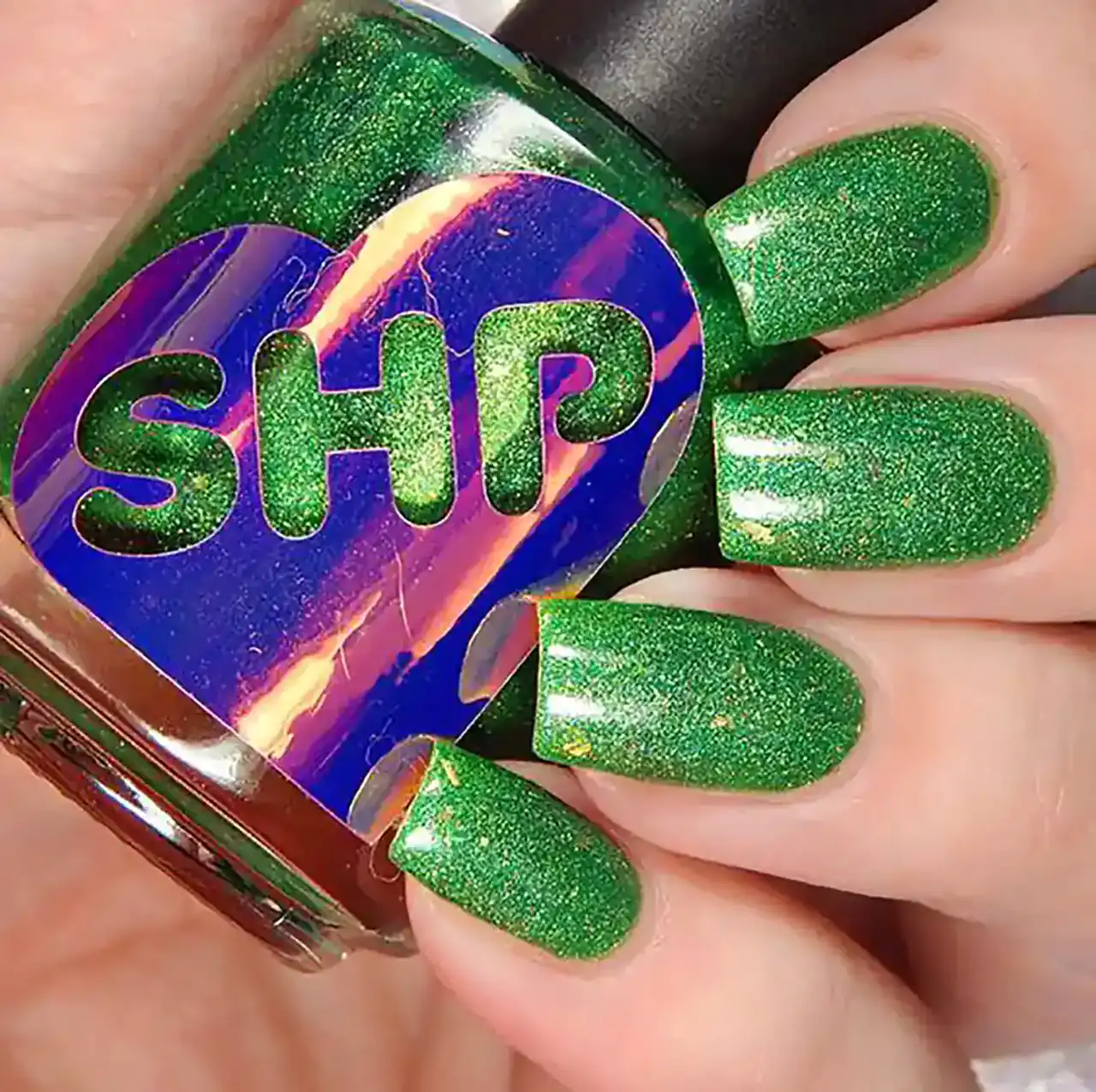 مدل ناخن اکلیلی + زیباترین مدل های ناخن اکلیلی بسیار شیک و لاکچری و ترند امسال