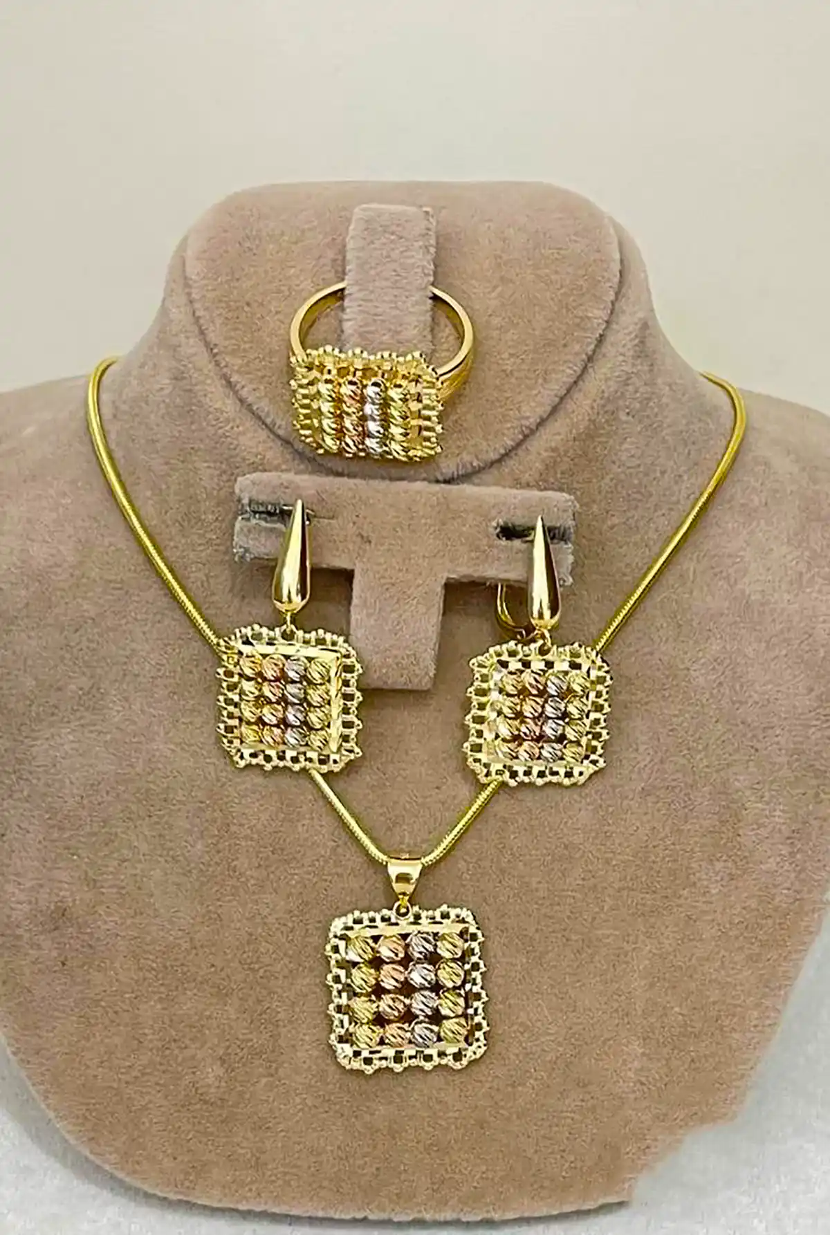 نیم ست طلا لوکس دخترانه