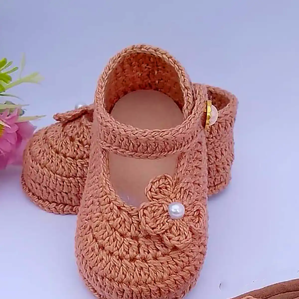 پاپوش بافتنی نوزادی