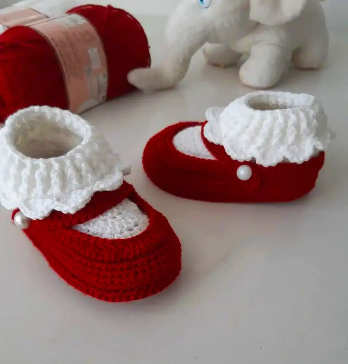 پاپوش بافتنی نوزادی