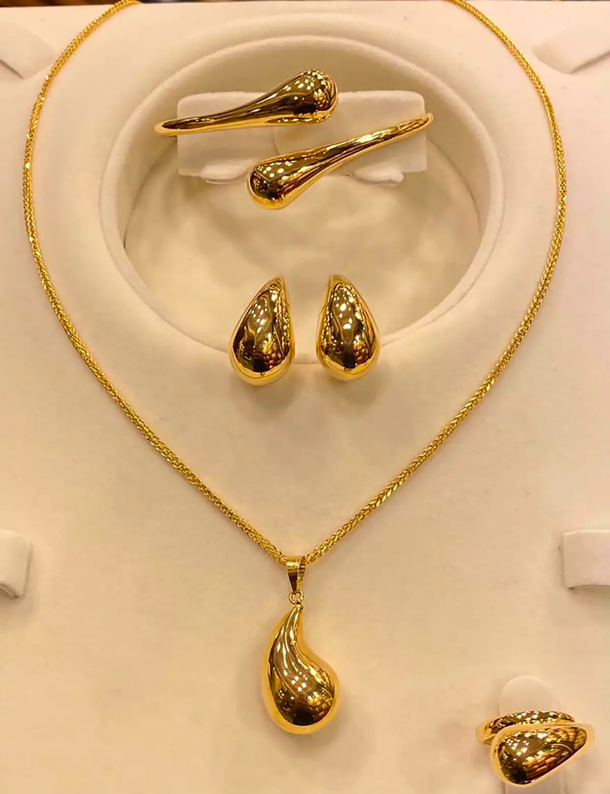 سرویس طلا هندی شیک