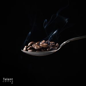 آروما قهوه چیست و معرفی عوامل تاثیرگذار بر رایحه قهوه