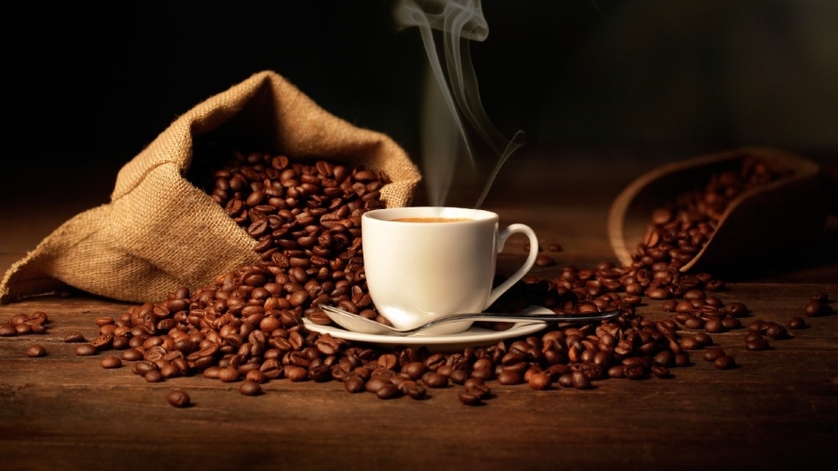 آدم برفی در فال قهوه